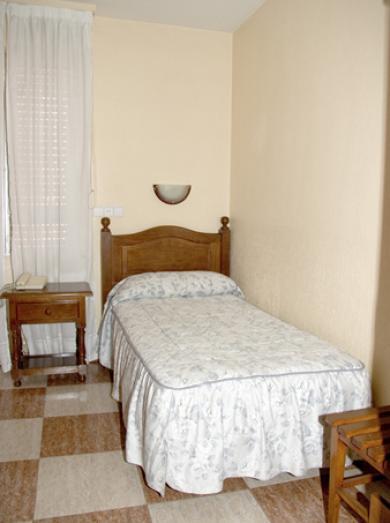 Hotel Sevilla Almería Zimmer foto